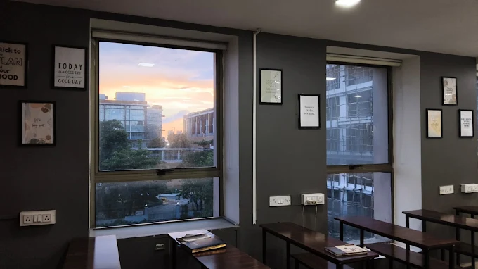 Interactive Smart Banking Classroom